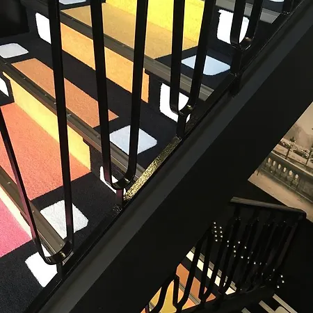 Hotel Declic Parigi
